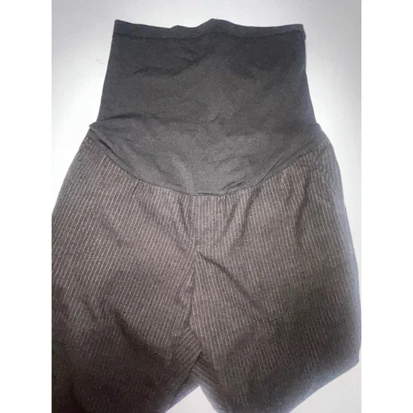 Motherhood Maternity Bundle Gray Jeans Brownish Pants Red Shirt M (8-10) - Picture 16 of 16